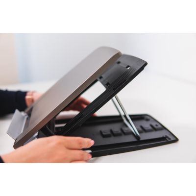 5. BakkerElkhuizen Ergo-Q330 Circular retail laptop stand