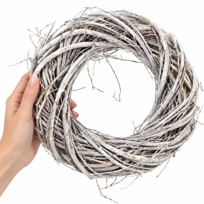 4. DECORATIVE WREATH 40 CM WHITE
