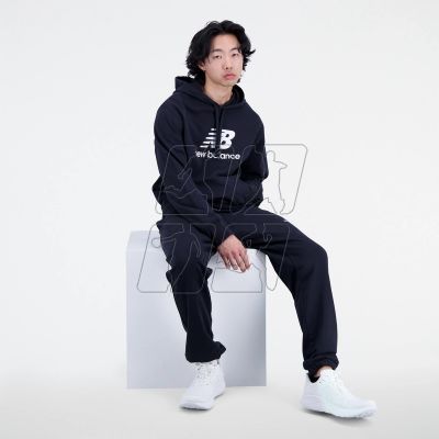 4. New Balance Essentials Stacked Logo Frenc M Hoodie MT31537BK