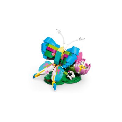 4. LEGO Creator 31384 Wild Animals: Colorful Hummingbird