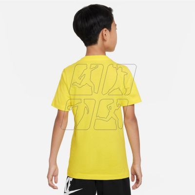 3. T-shirt Nike Sportswear Jr. DX9505-731