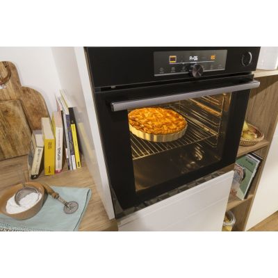 22. GORENJE BOS6737E06B Oven