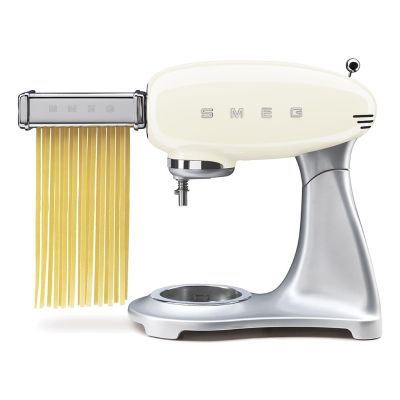 9. SMEG SMF04CREU Kitchen Machine
