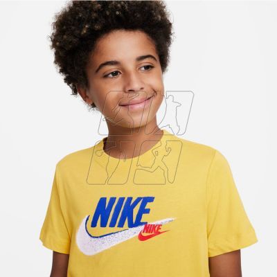 5. T-shirt Nike Sportswear SI SS Tee Jr FD1201 709