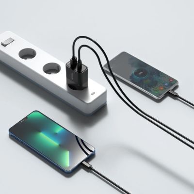 6. Tech-Protect C30W Charger USB-C PD 30W / USB-A QC 3.0 - Black