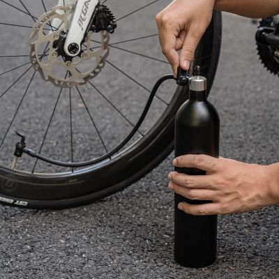 10. Rockbros Tubeless Tire Inflator 200 PSI 1.2l - Black