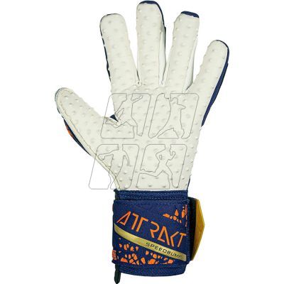 3. Reusch Attrakt Speed Bump 54 70 039 4410 gloves