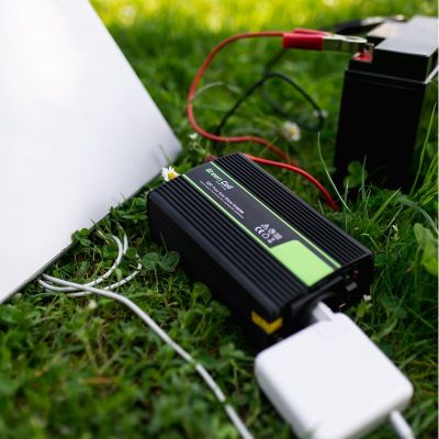 3. GREEN CELL INV04DE INVERTER 24V-230V 500W/1000W MODIFIED SINE WAVE