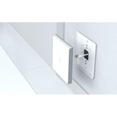 6. Access Point Wi-Fi 6E Ubiquiti UniFi U6 EnterpriseIW 2.4GHz(2x2)/5GHz(4x4)/6GHz(4x4) PoE++/PoE+ 1x1G 1x2.5G