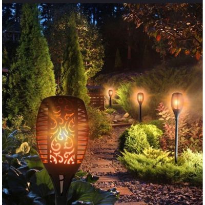 63. SOLAR TORCH DANCING FLAMES 12X12X78CM 36 LED XXXL