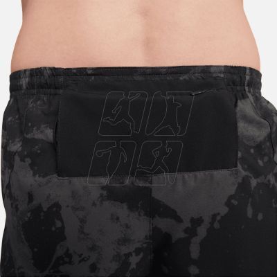 5. Shorts Nike Dri-FIT Run Division Stride M DV9272-010