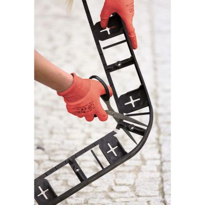 8. BORDER FLEX BLACK LAWN Edging