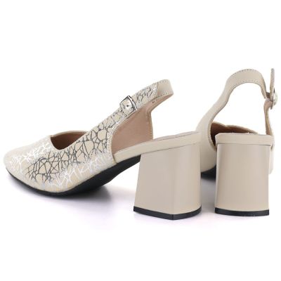 4. Beige leather pumps with strap Cambell 35306