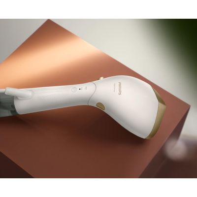 88. PHILIPS STH7030/10 Garment Steamer