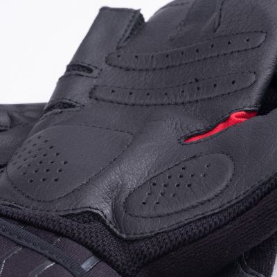 8. IQ Ibro M training gloves