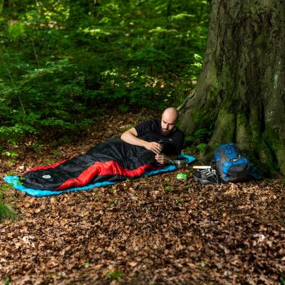 NILS CAMP NC2012 sleeping bag black and red