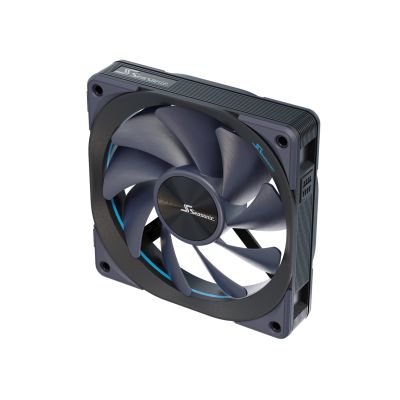 6. Computer case with a set of 3 12 cm black fans