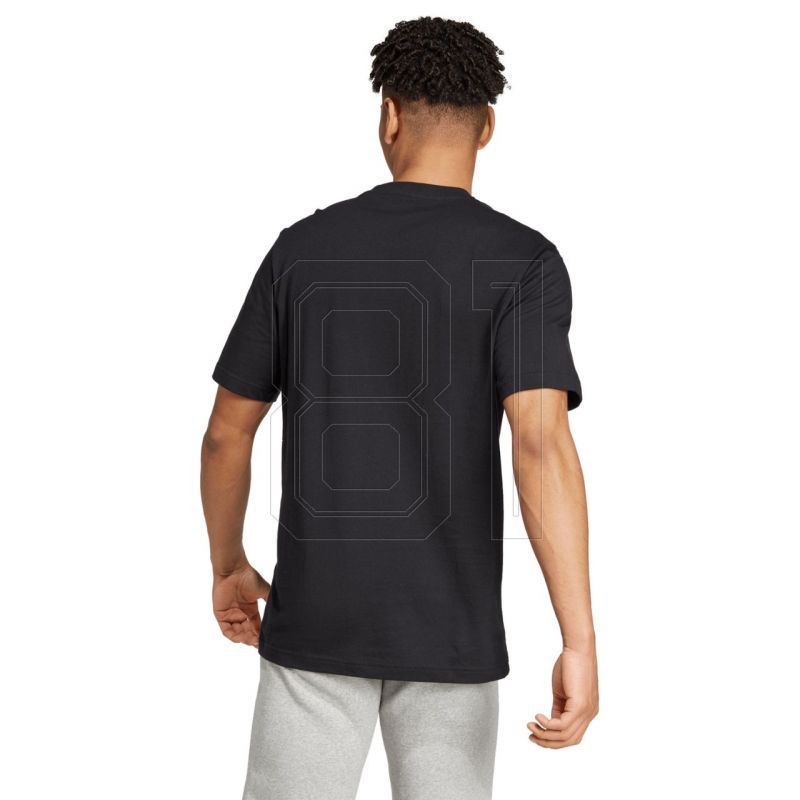 3. T-shirt adidas Tech Linear Graphic M IW2651