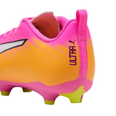 3. Puma Ultra 6 Play FG/AG 108705 05 Kids' Football Boots