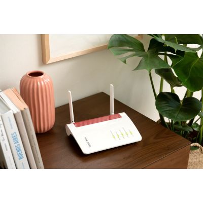 3. FRITZ!Box 6850 5G Wireless Router Gigabit Ethernet Dual-band (2.4 GHz/5 GHz) Black, Red, White
