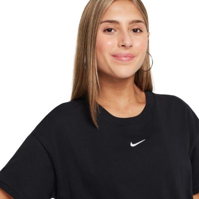 3. Nike Sportswear Kids T-Shirt Black FZ5559 010