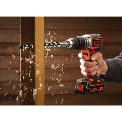 6. Black & Decker BL188K-QW 1650 RPM Drill Central Locking