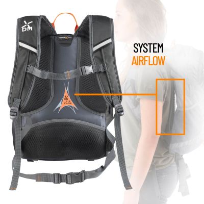 6. Dutch Mountains Hunze 18 L 602117 Hiking Backpack