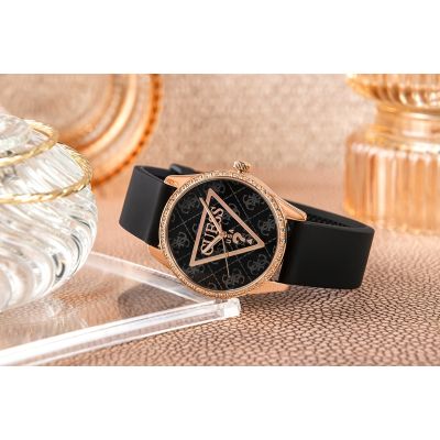 6. Guess Roxy Women's Watch GW0942L3 + BOX