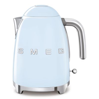 6. SMEG Kettle pastel blue KLF03PBEU