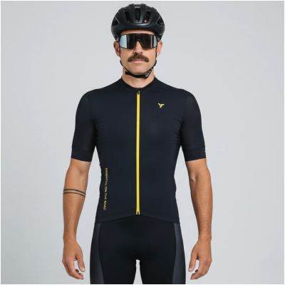 2. Men's short-sleeved cycling jersey SILVINI Men Jersey CARNIO