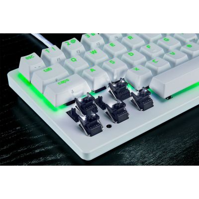 2. Razer RZ03-04990100-R3M1 Gaming Keyboard USB QWERTY UK International White