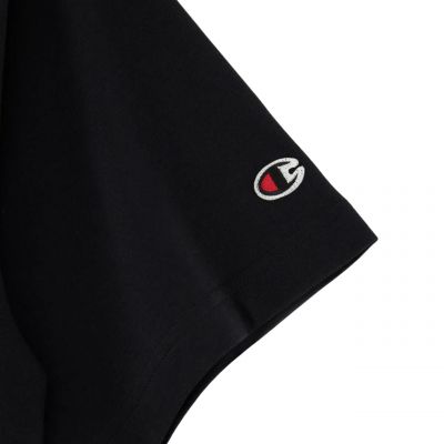 4. Champion Crewneck T-shirt M 220270 KK001