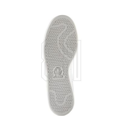 4. Adidas Originals Stan Smith M S75104 shoes