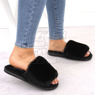 6. Unisoft 6644 W EVE462A fur slippers