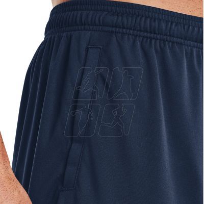 7. Under Armor Tech Graphic Short M 1306443-409