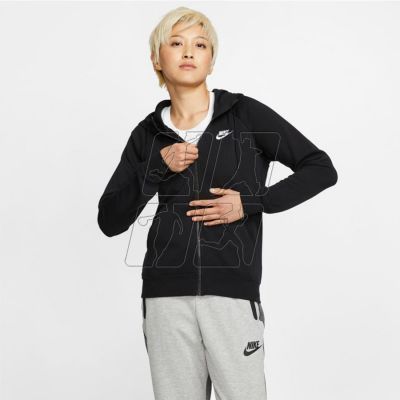 3. Nike Sportswear Essential W BV4122 010 sweatshirt