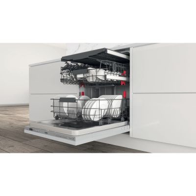 4. Built-in dishwasher WHIRLPOOL WIC 3C33 PFE