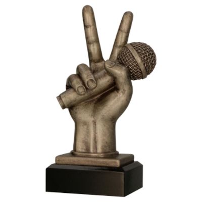 2. Cast figurine - music