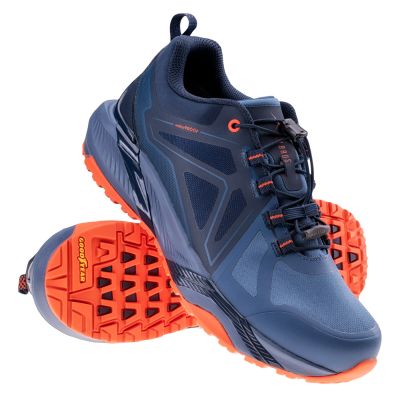9. Elbrus Omelio Wp Gr M 92800490733 shoes
