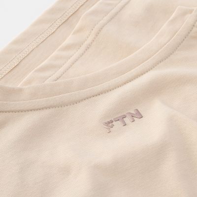 11. Fitanu Nari W short sleeve T-shirt