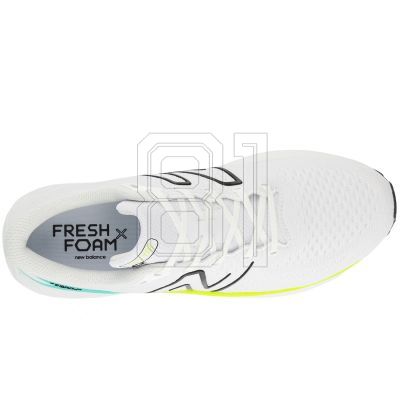 8. New Balance M MEVOZCT3 sports shoes