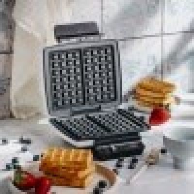 12. ADLER AD 3085 waffle maker