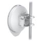 8. Ubiquiti AF60-XR-EU Radiolink 60GHz, 5.4Gbps, 15km, GPS, 10G SFP+