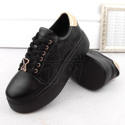 6. Vinceza W JAN313 black leather platform shoes