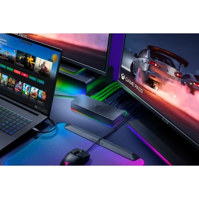4. Razer Thunderbolt 5 Dock Wired Black