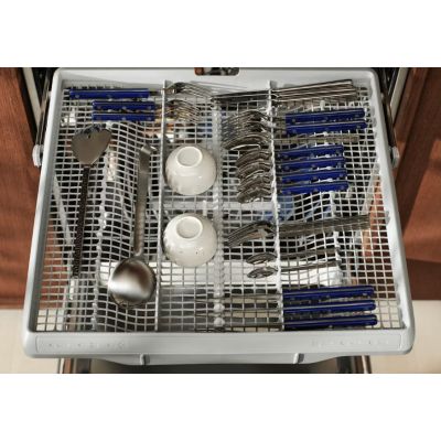 8. Built-in dishwasher ELECTROLUX E52LE21OS