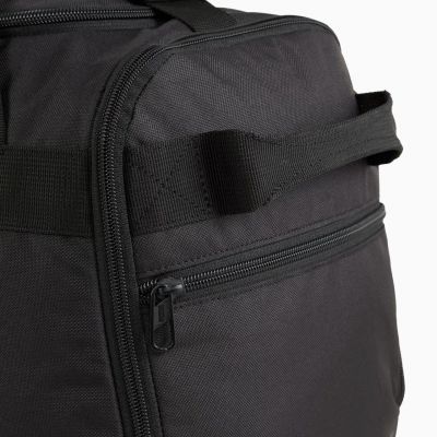 5. Puma Challenger Sports Small bag 91143 01