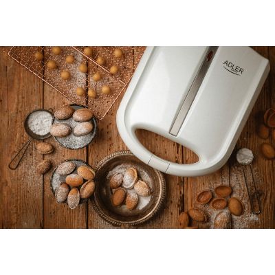 7. ADLER AD 3039 Nut Toaster