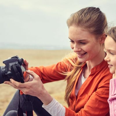 14. Canon EOS 250D camera (3454C002)