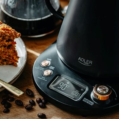 8. Electric Kettle ADLER AD 1349